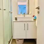 アパート Panoramic Seaside Getaway, 2-br Penthouse