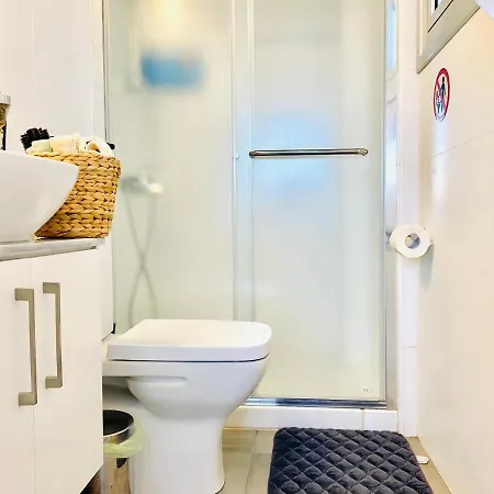 Apartment Panoramic Seaside Getaway, 2-br Penthouse *