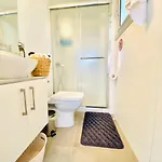 Panoramic Seaside Getaway, 2-br Penthouse Larnaca
